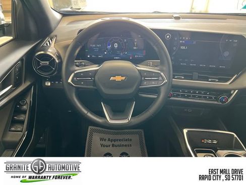 Used 2026 Chevrolet Equinox LT w/ Convenience Package II AWD/4WD image 14