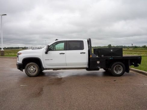 Used 2021 Chevrolet Silverado 3500 W/T w/ WT Convenience Package AWD/4WD image 4