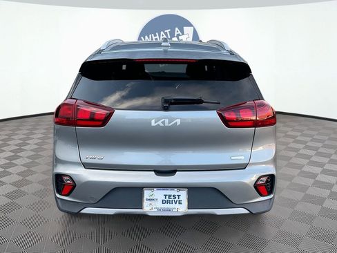 Certified 2022 Kia Niro LXS image 6