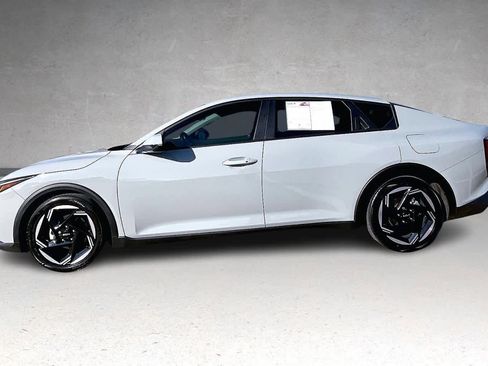 Certified 2025 Kia K4 EX image 3