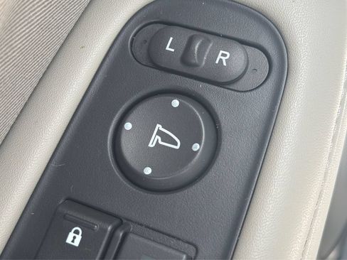Used 2018 Honda HR-V LX image 34