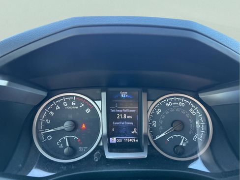 Used 2021 Toyota Tacoma SR5 image 12