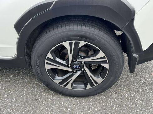 Used 2024 Subaru Crosstrek 2.0i Premium AWD/4WD image 11