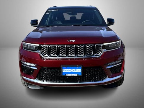 Used 2025 Jeep Grand Cherokee Summit image 2