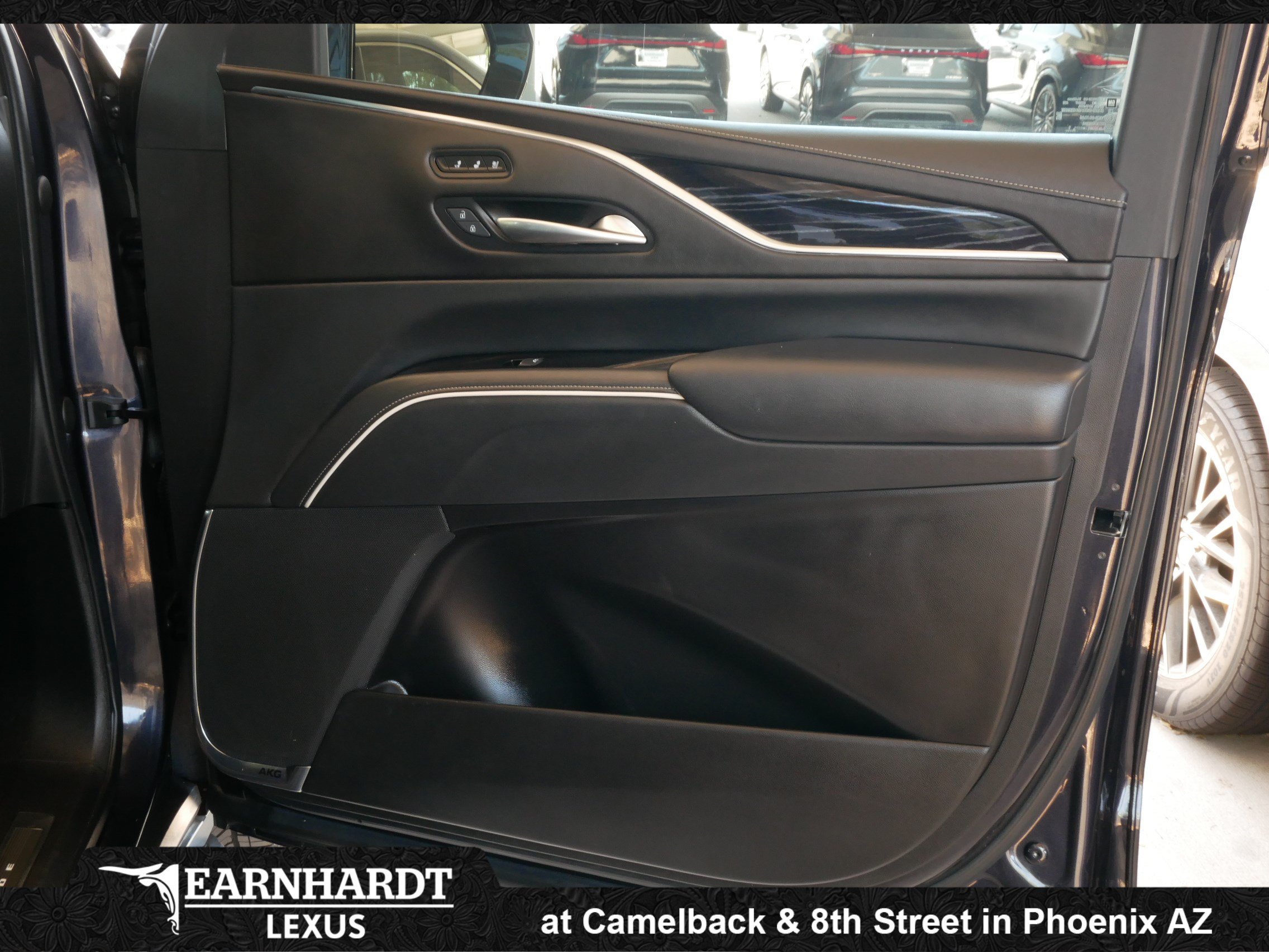 Used 2022 Cadillac Escalade Sport AWD/4WD image 12
