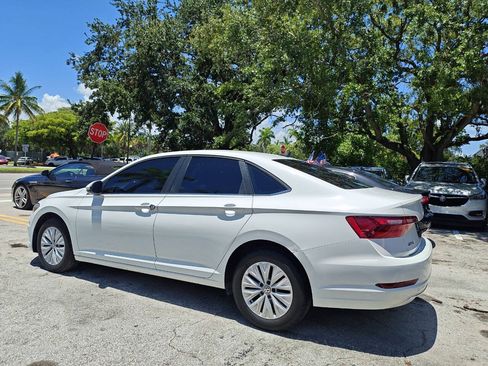 Used 2020 Volkswagen Jetta S w/ Driver Assistance Package FWD image 4
