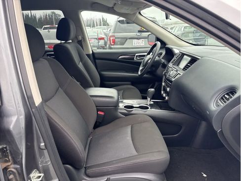 Used 2020 Nissan Pathfinder S image 14