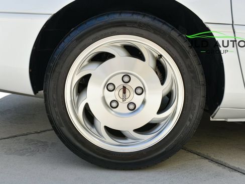 Used 1994 Chevrolet Corvette Convertible RWD image 30