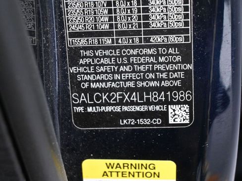 Used 2020 Land Rover Discovery Sport image 39