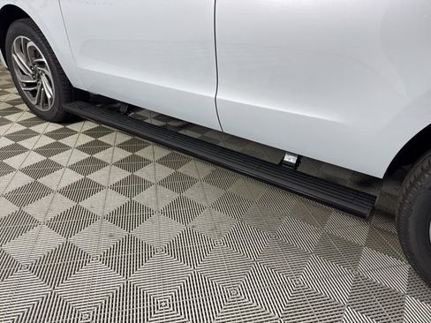 New 2025 Lincoln Navigator Reserve image 33