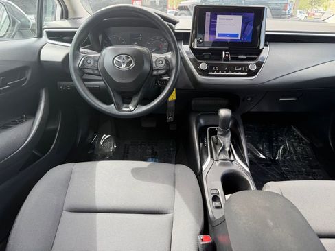 Used 2024 Toyota Corolla LE image 12