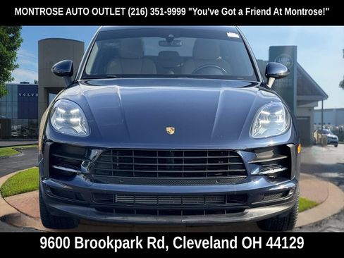 Used 2020 Porsche Macan AWD/4WD image 11
