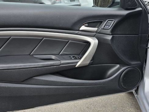 Used 2011 Honda Accord EX-L image 11