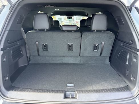 New 2026 Chevrolet Traverse Z71 w/ Enhanced Driving Package AWD/4WD image 27