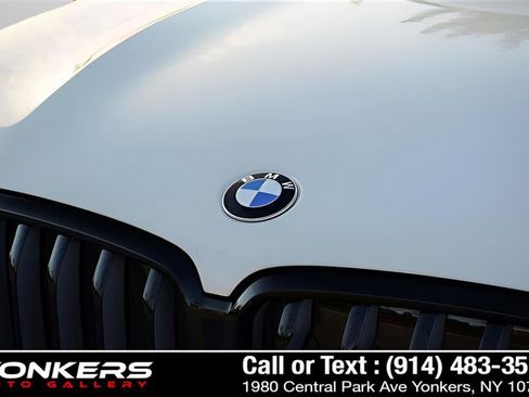 Used 2022 BMW X6 xDrive40i w/ Executive Package image 49