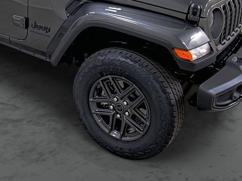 New 2026 Jeep Gladiator Sport image 14