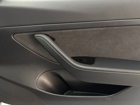 Used 2020 Tesla Model 3 Standard Range image 21