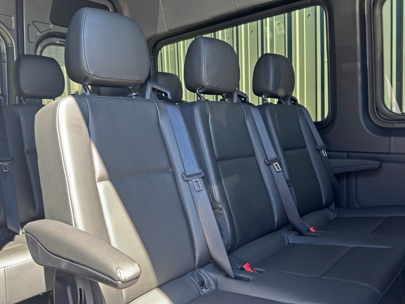 Used 2023 Mercedes-Benz Sprinter 2500 image 37