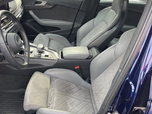 Used 2019 Audi S4 Premium Plus w/ Premium Plus Package image 2