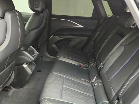 Used 2024 Cadillac Lyriq Luxury RWD image 21