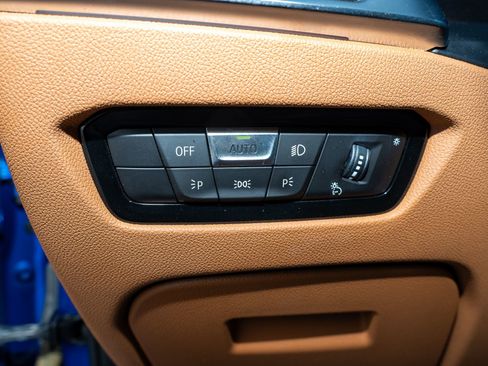 Used 2021 BMW 440i xDrive Coupe w/ Premium Package image 26