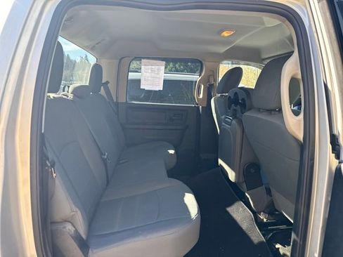 Used 2014 RAM 1500 Express AWD/4WD image 9