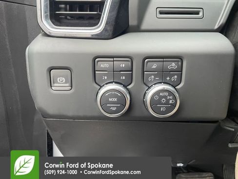 Used 2025 GMC Sierra 3500 Denali image 31