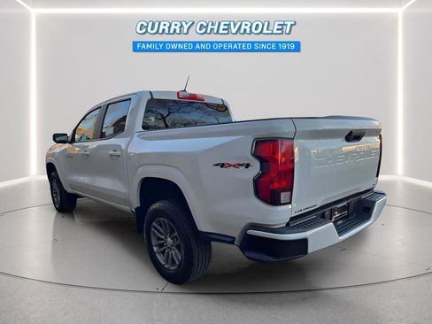 Used 2023 Chevrolet Colorado LT AWD/4WD image 17