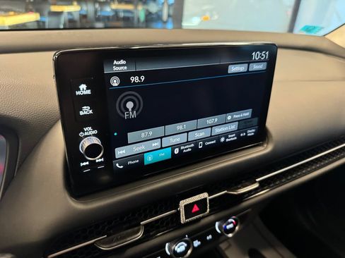 Used 2023 Honda HR-V EX-L image 12