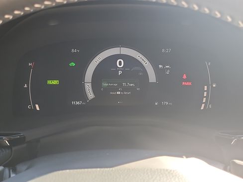 Used 2025 Toyota Camry SE FWD image 30