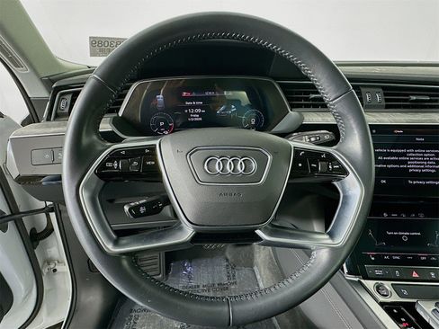 Used 2021 Audi e-tron Premium w/ Convenience Plus Package image 11