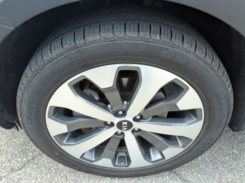 Used 2021 Kia Telluride S AWD/4WD image 10