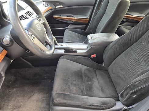 Used 2011 Honda Accord EX image 8