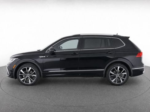Certified 2023 Volkswagen Tiguan SEL R-Line AWD/4WD image 5