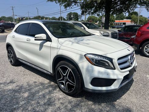 Used 2015 Mercedes-Benz GLA 250 image 2