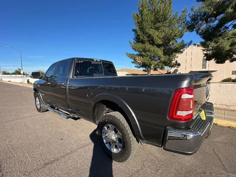 Used 2019 RAM 3500 Laramie image 11