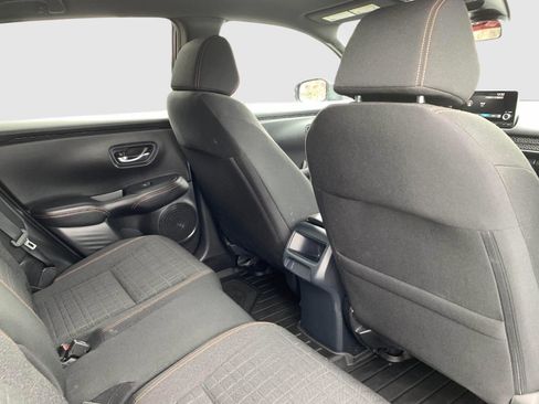 Certified 2025 Honda HR-V Sport image 38