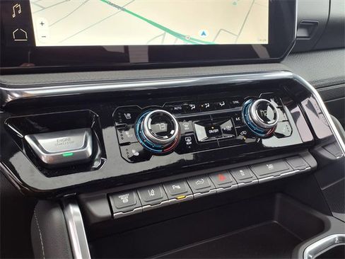 New 2026 GMC Sierra 3500 Denali w/ Denali Reserve Package image 17