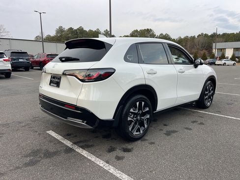Used 2026 Honda HR-V EX-L image 8