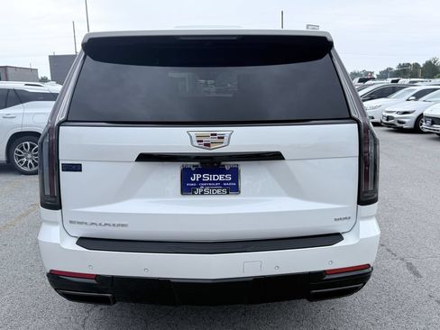 Used 2025 Cadillac Escalade Sport Platinum AWD/4WD image 6