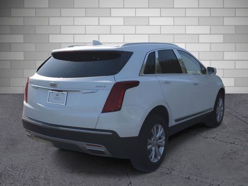 Used 2020 Cadillac XT5 Premium Luxury FWD image 4