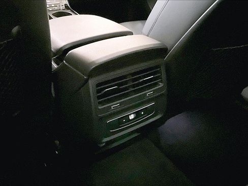 Used 2021 Audi Q7 3.0T Premium Plus AWD/4WD image 21