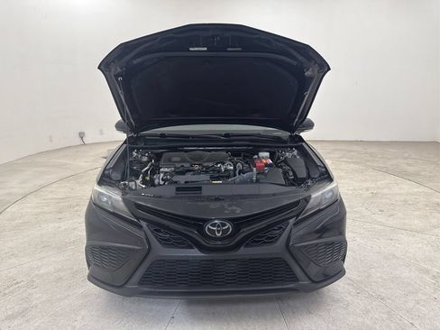 Used 2022 Toyota Camry SE AWD/4WD image 13