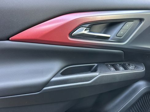 Used 2026 Chevrolet Equinox EV RS image 11