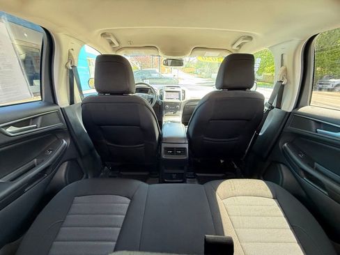 Used 2020 Ford Edge SE AWD/4WD image 29