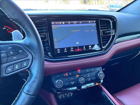 Used 2023 Dodge Durango SRT image 6