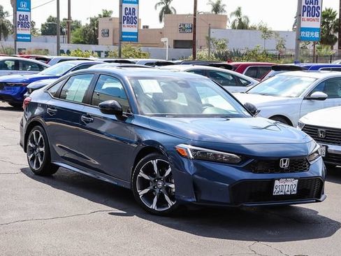 Certified 2025 Honda Civic Sport image 2