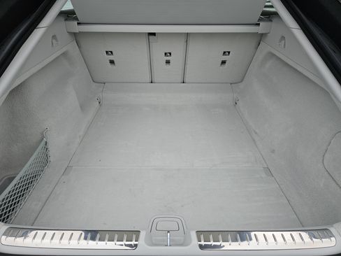 Used 2022 Mercedes-Benz EQS 450+ Sedan image 32