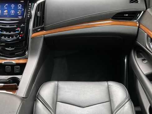 Used 2015 Cadillac Escalade Premium AWD/4WD image 25