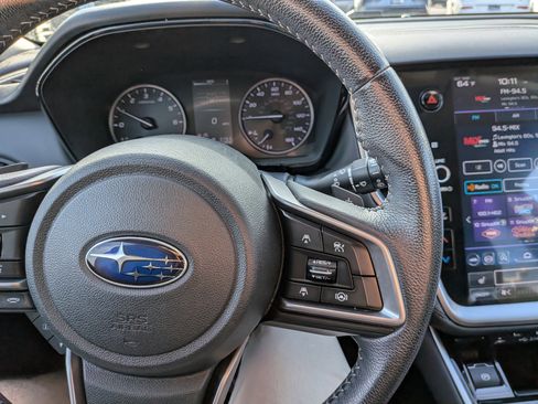 Used 2021 Subaru Outback Premium image 18